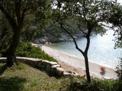  [Foto: Blick auf die Ostseite der Bucht "Panagiotis"] 